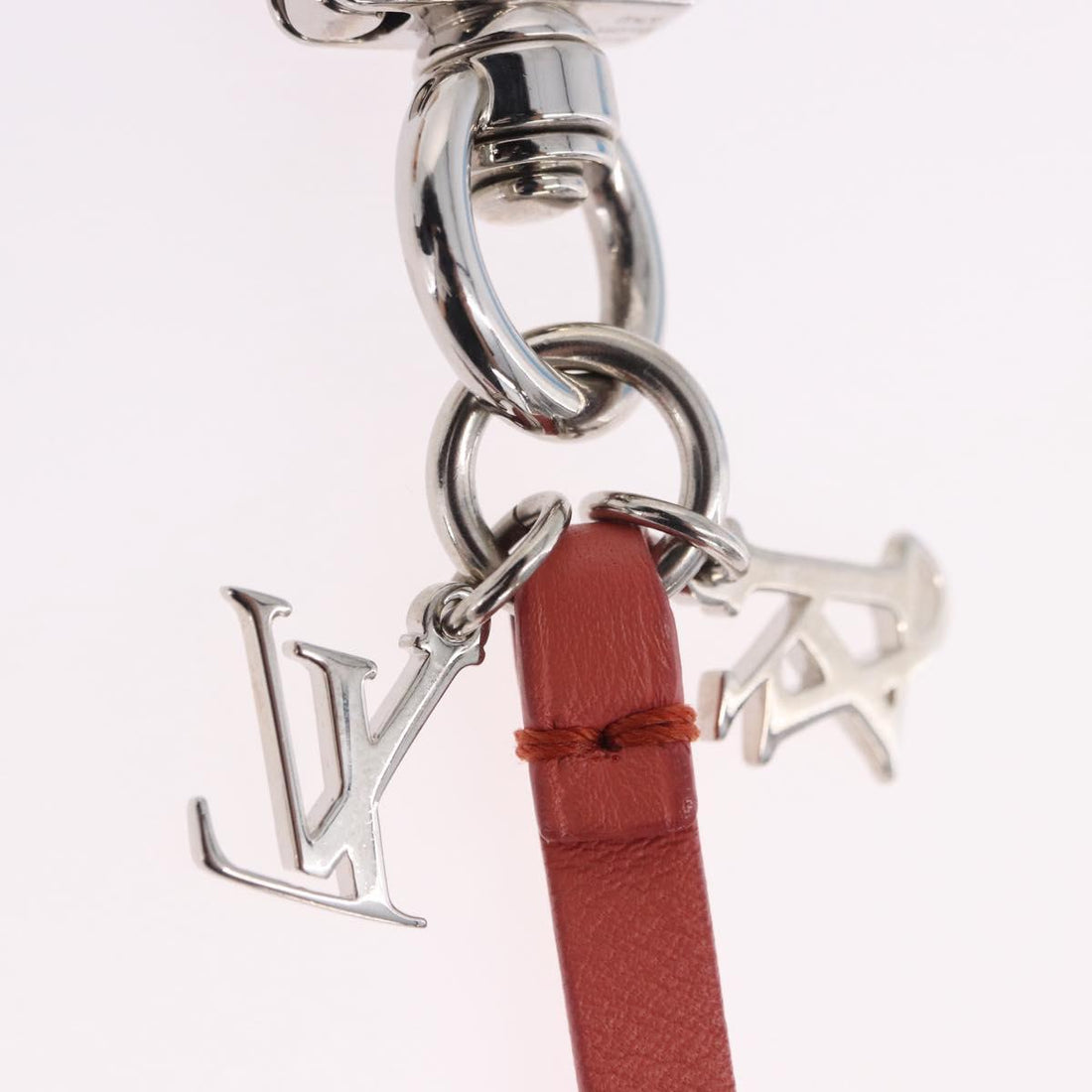 LOUIS VUITTON Rabbit Bag Charm metal Jeff Queens Collaboration Pink Auth 198830M