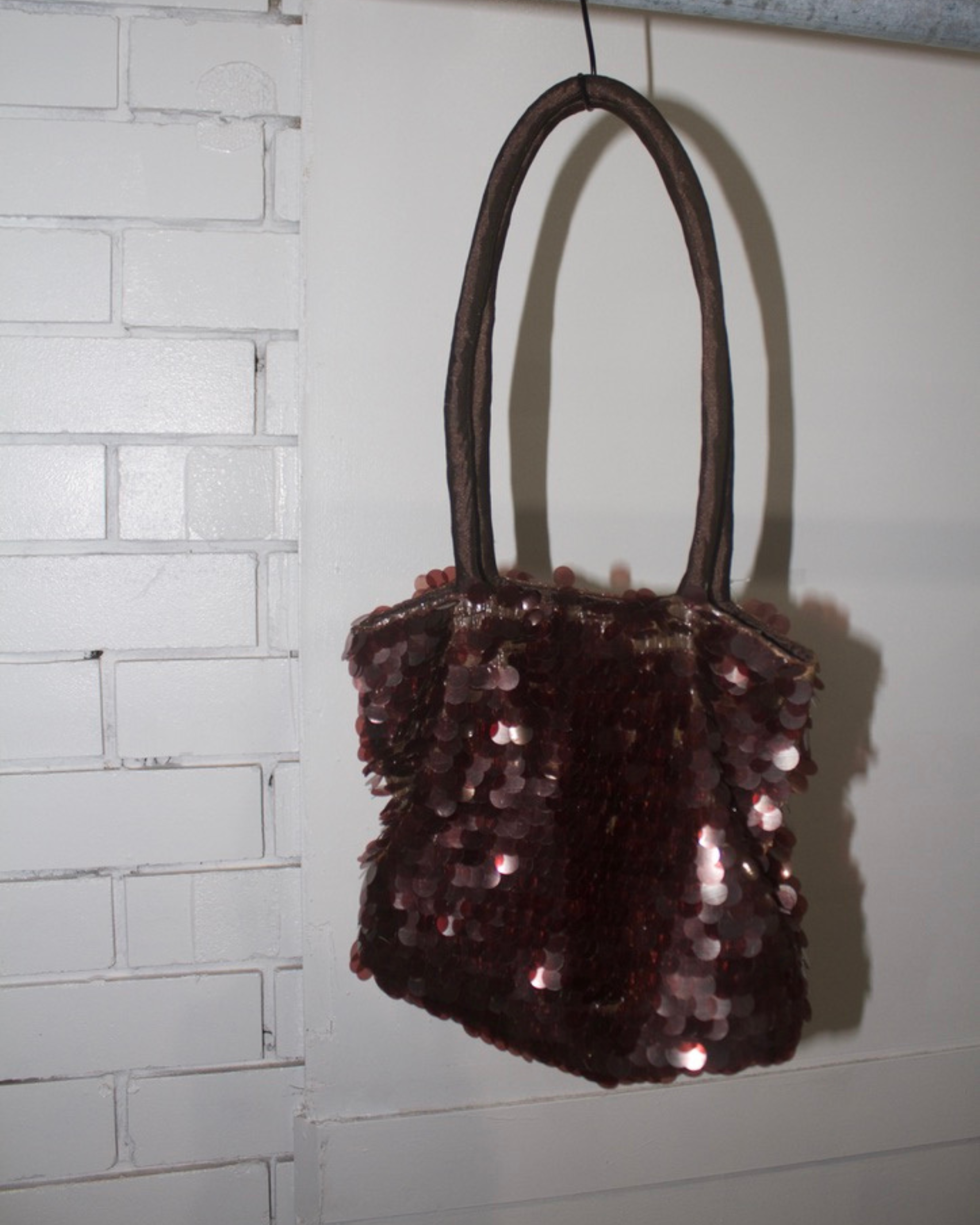 Sequin Handbang