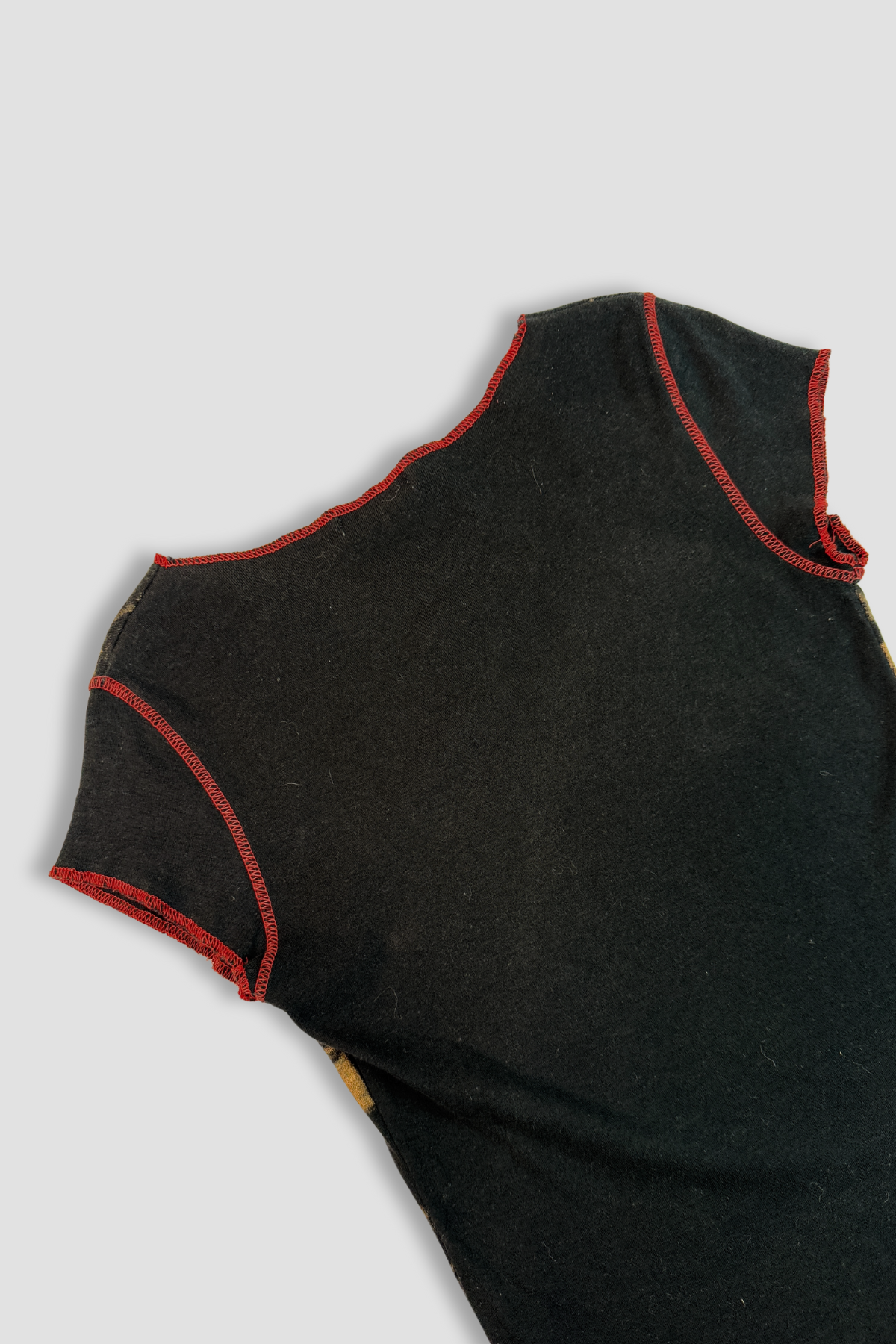 Kit Corporation Contrast Stitching Crew Neck Cap Sleeve Shirt